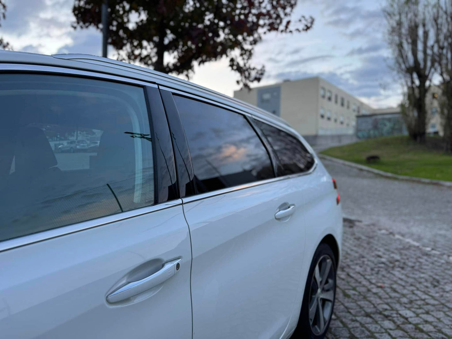 Peugeot 308 SW 1.2 e-THP 130cv Allure