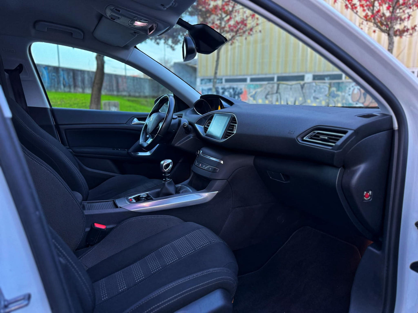 Peugeot 308 SW 1.2 e-THP 130cv Allure