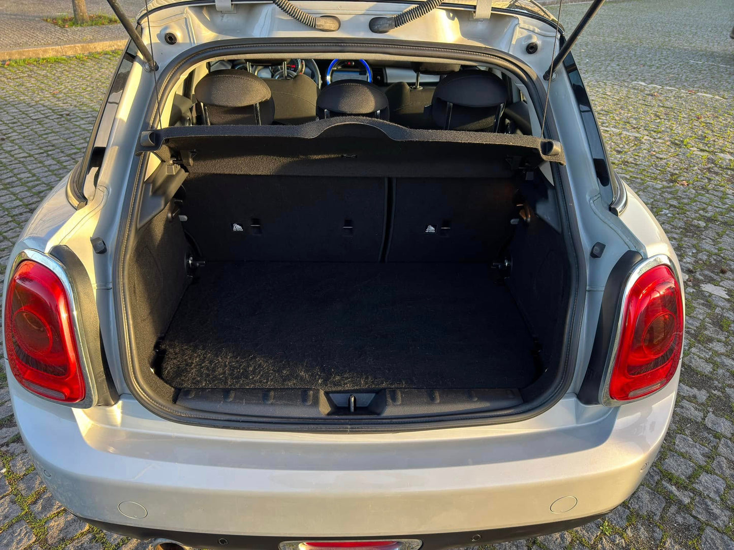 Mini 5 portas Cooper D 1.5d 116cv