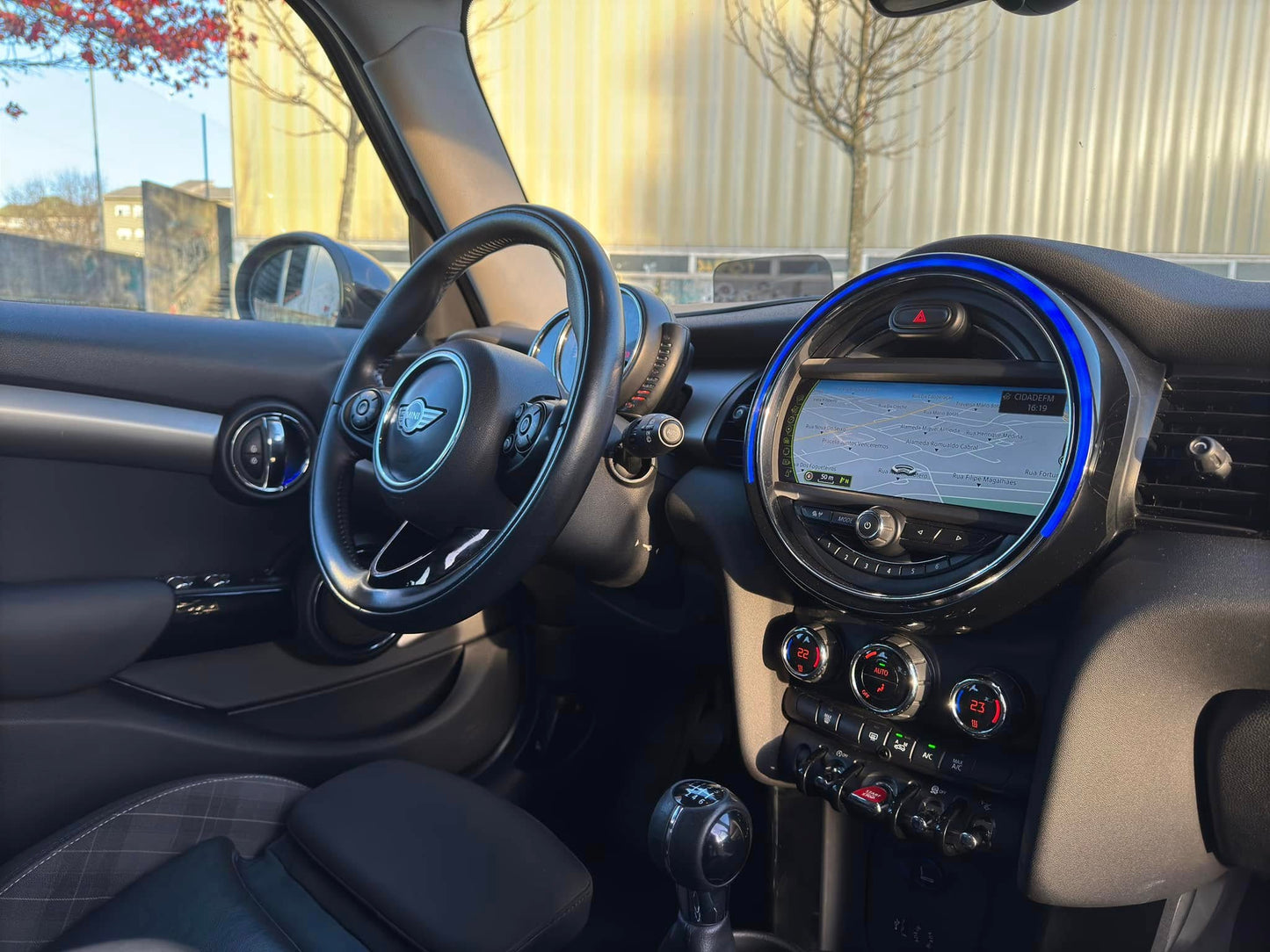 Mini 5 portas Cooper D 1.5d 116cv