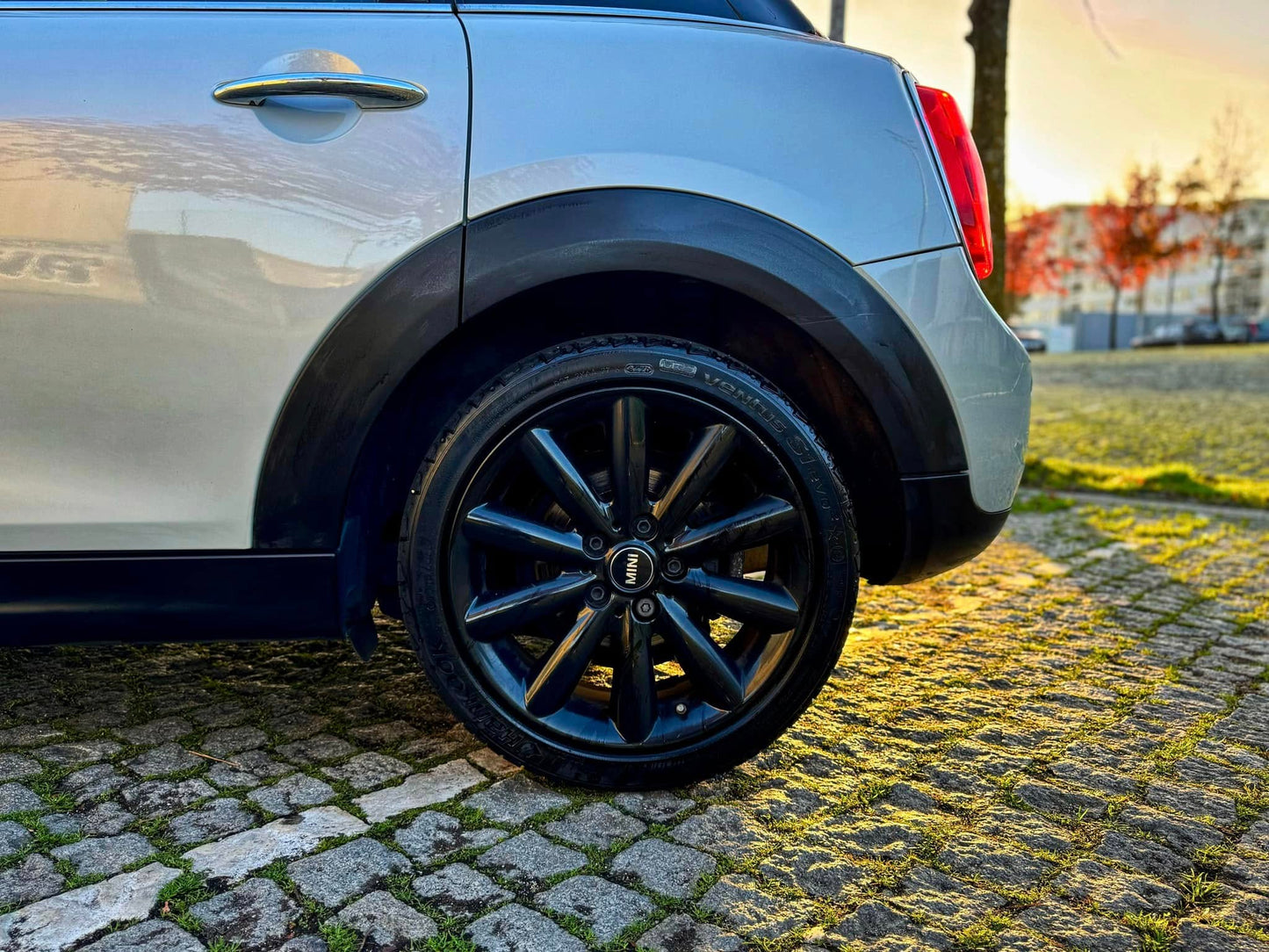 Mini 5 portas Cooper D 1.5d 116cv