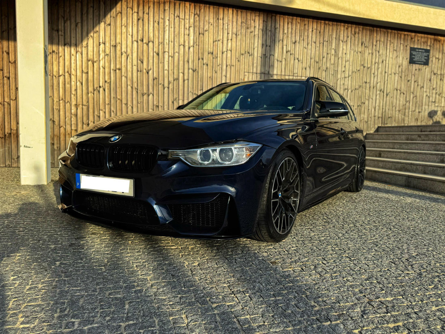 BMW F31 318d Touring Auto M Performance