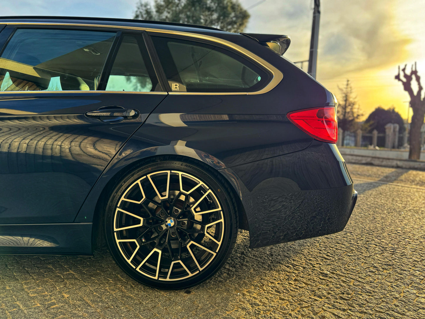 BMW F31 318d Touring Auto M Performance