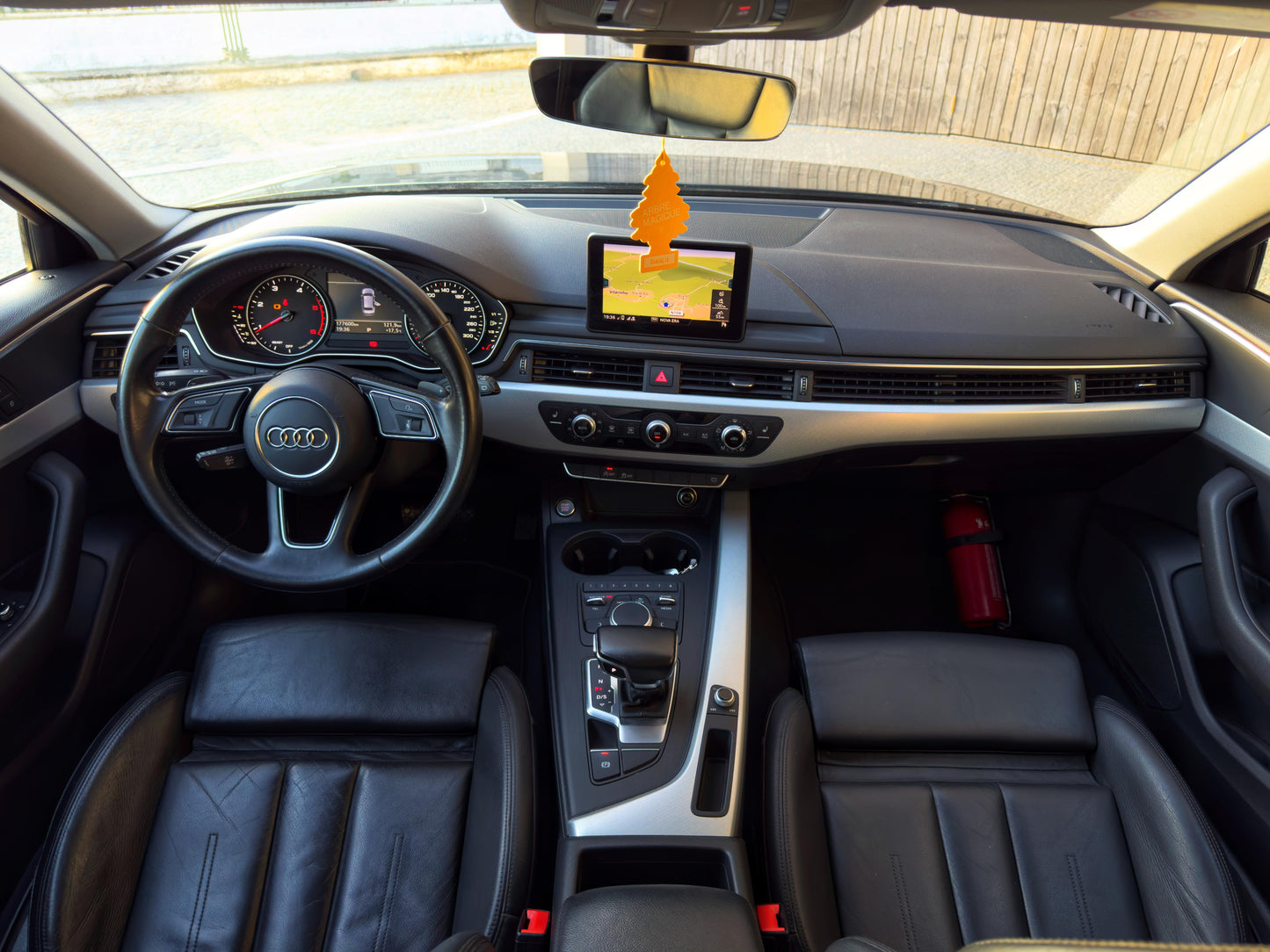 Audi A4 Avant 2.0 TDI Sport S Tronic Look RS4