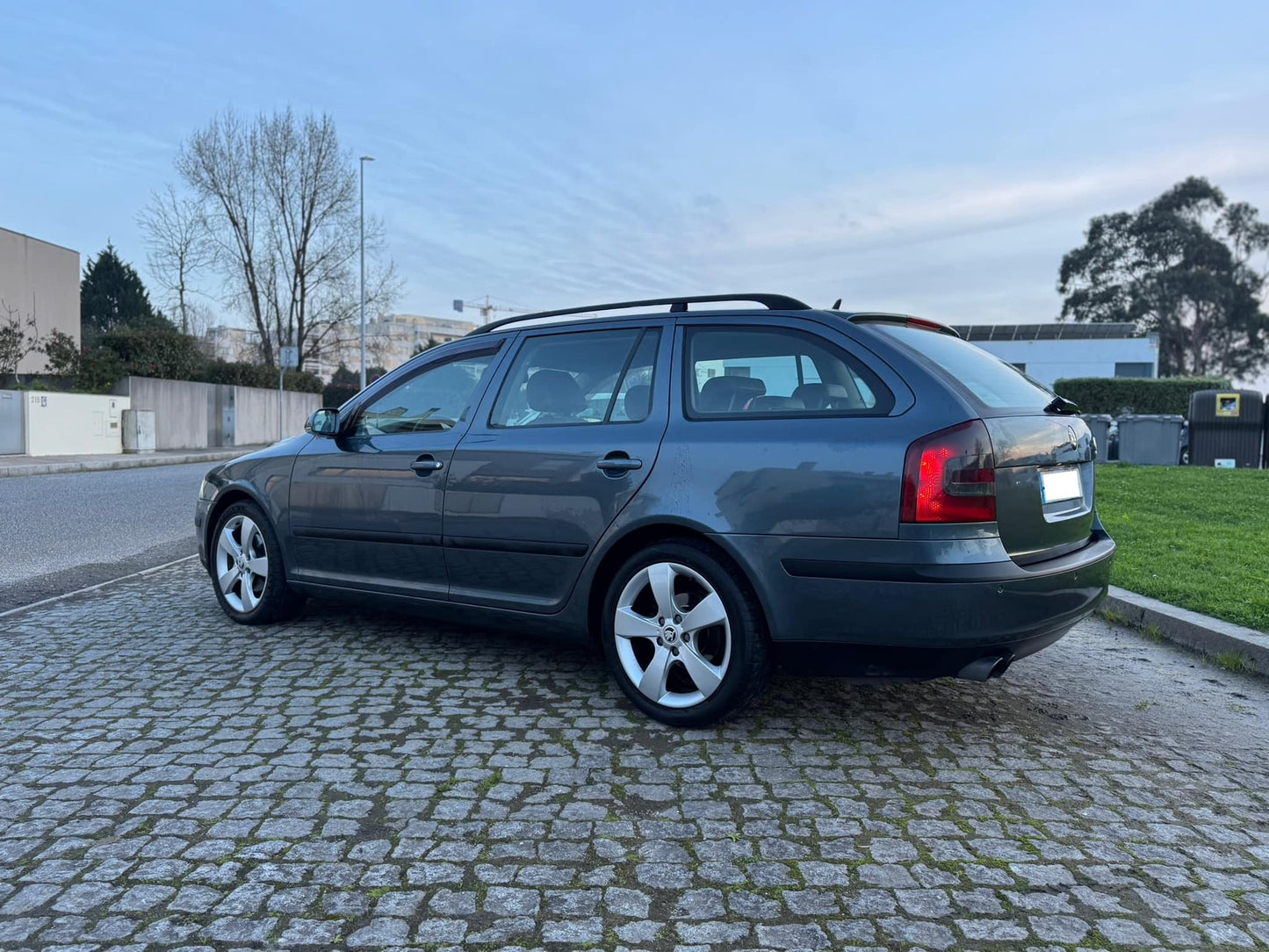 Skoda Octavia Break 2.0 TDI 140cv DSG