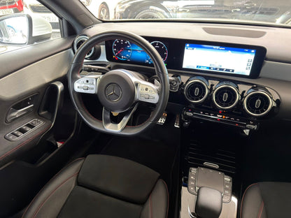 Mercedes-Benz A180d AMG Line