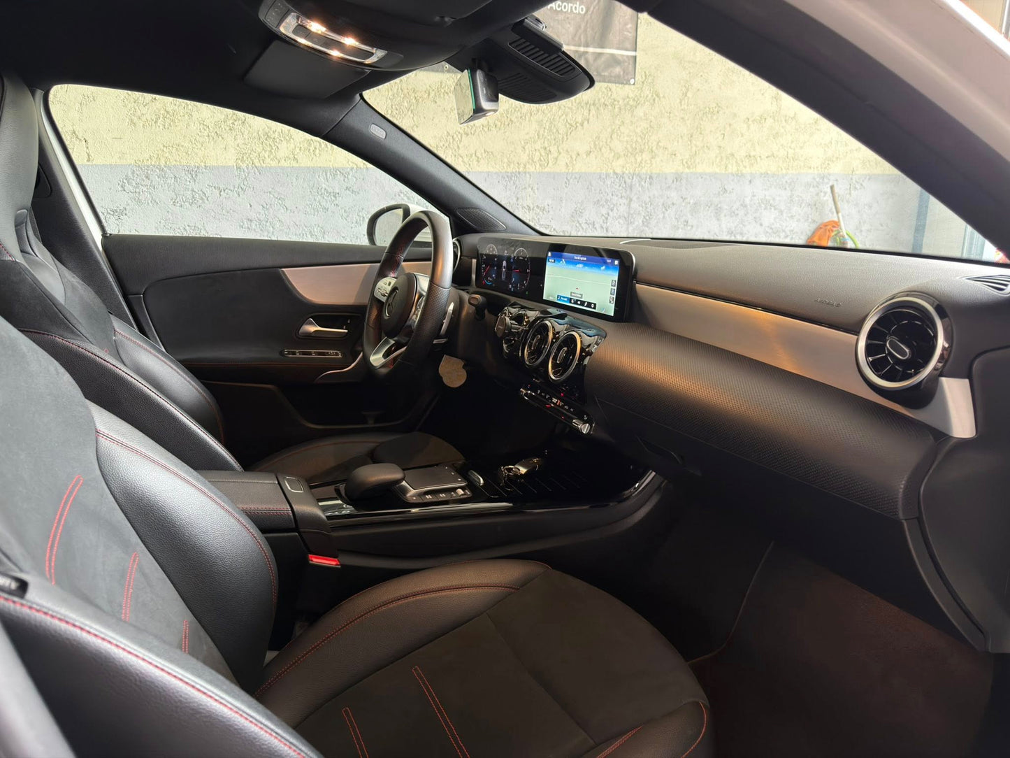 Mercedes-Benz A180d AMG Line