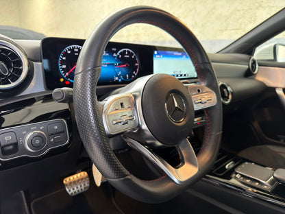 Mercedes-Benz A180d AMG Line