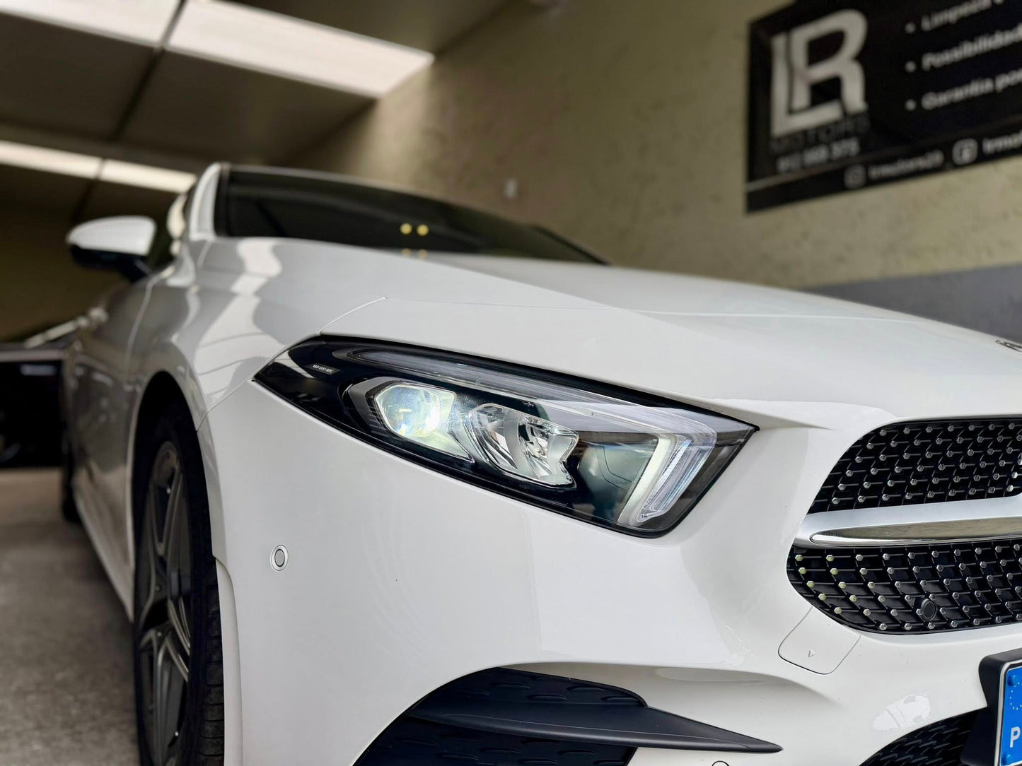 Mercedes-Benz A180d AMG Line